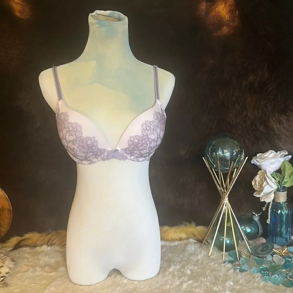 Victoria’s Secret bra 34C (2000A)
